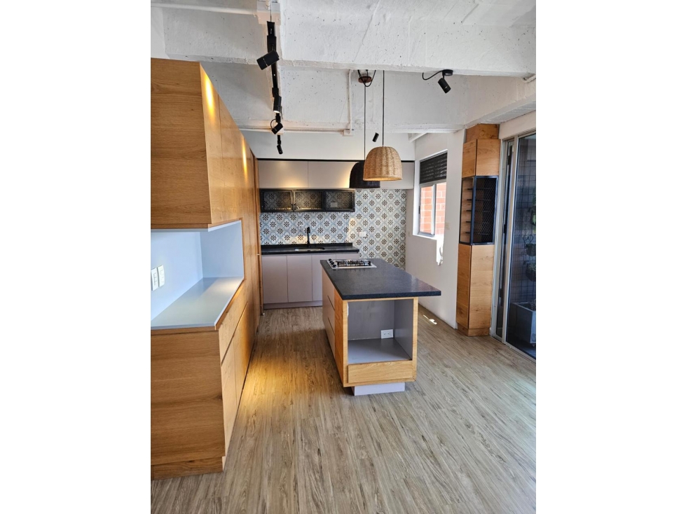 Venta de apartamento en El Poblado Las Palmas