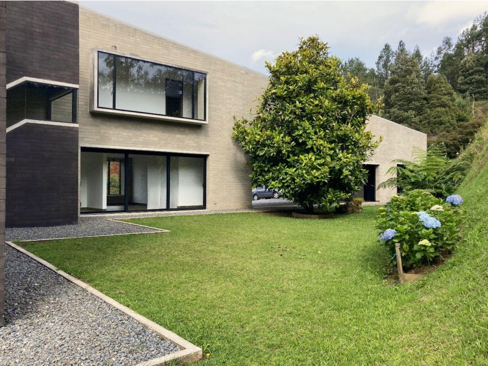 Casa en venta en Envigado Loma de El Escobero — foto 5