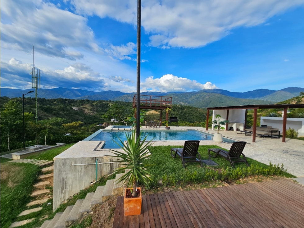 Casa finca amoblada en venta en Sopetran