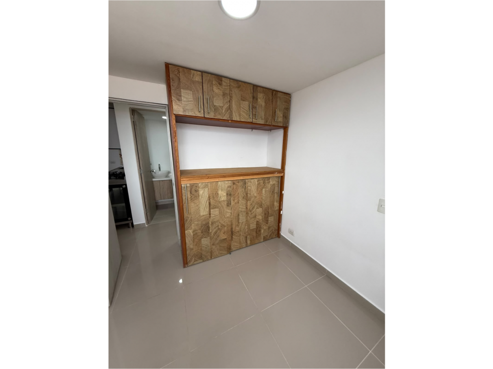 Apartamento en venta en Robledo Pajarito Sector Las Lunas — foto 4