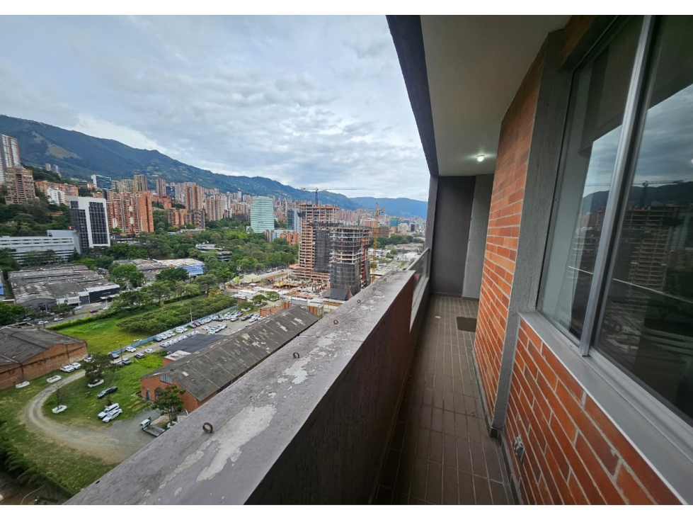 Apartamento amoblado en arriendo en Ciudad del Río El Poblado — foto 4