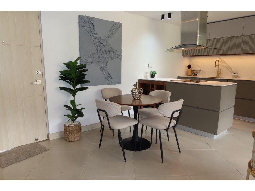 Apartamento amoblado para arriendo en Camino Verde Envigado