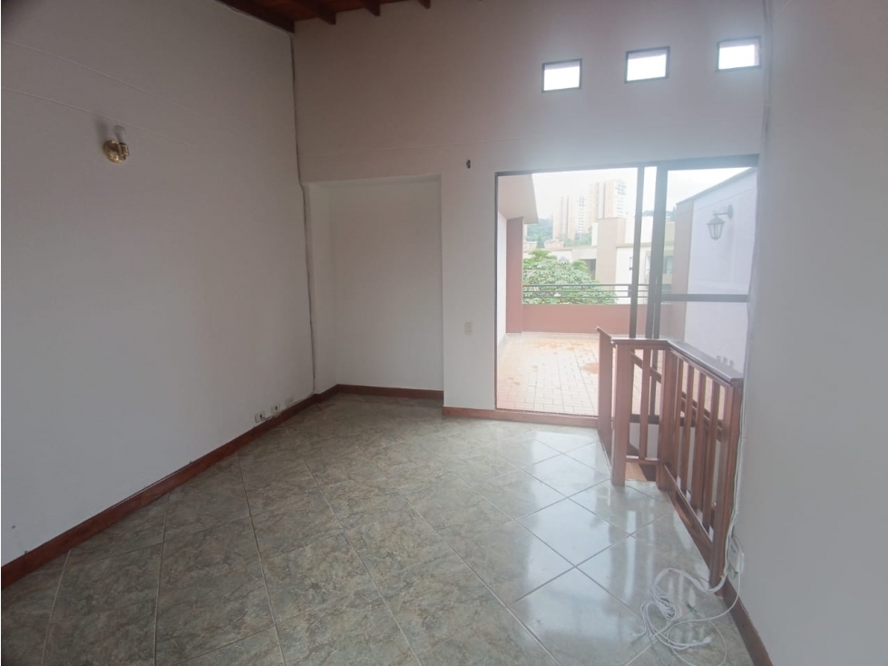 Apartamento dúplex en venta en Envigado sector Trianón — foto 3