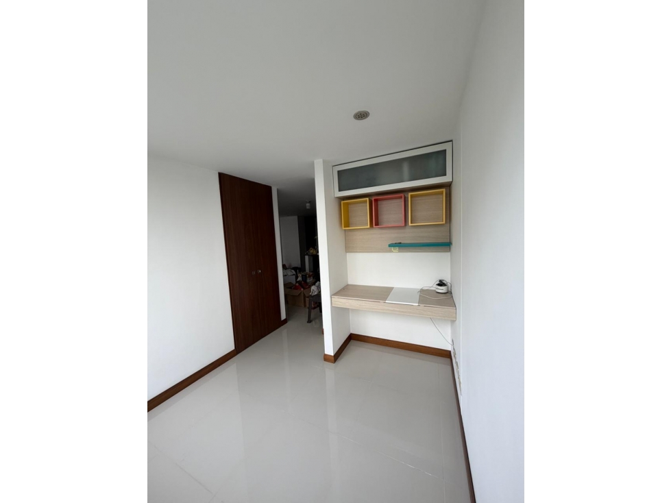 Apartamento en arriendo en Loma del Indio El Poblado Medellín — foto 6