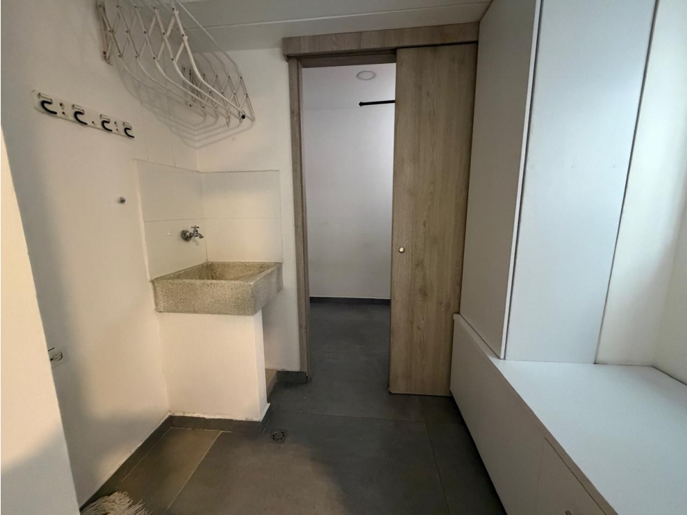 Apartamento en venta en La Tomatera El Poblado Medellín — foto 3