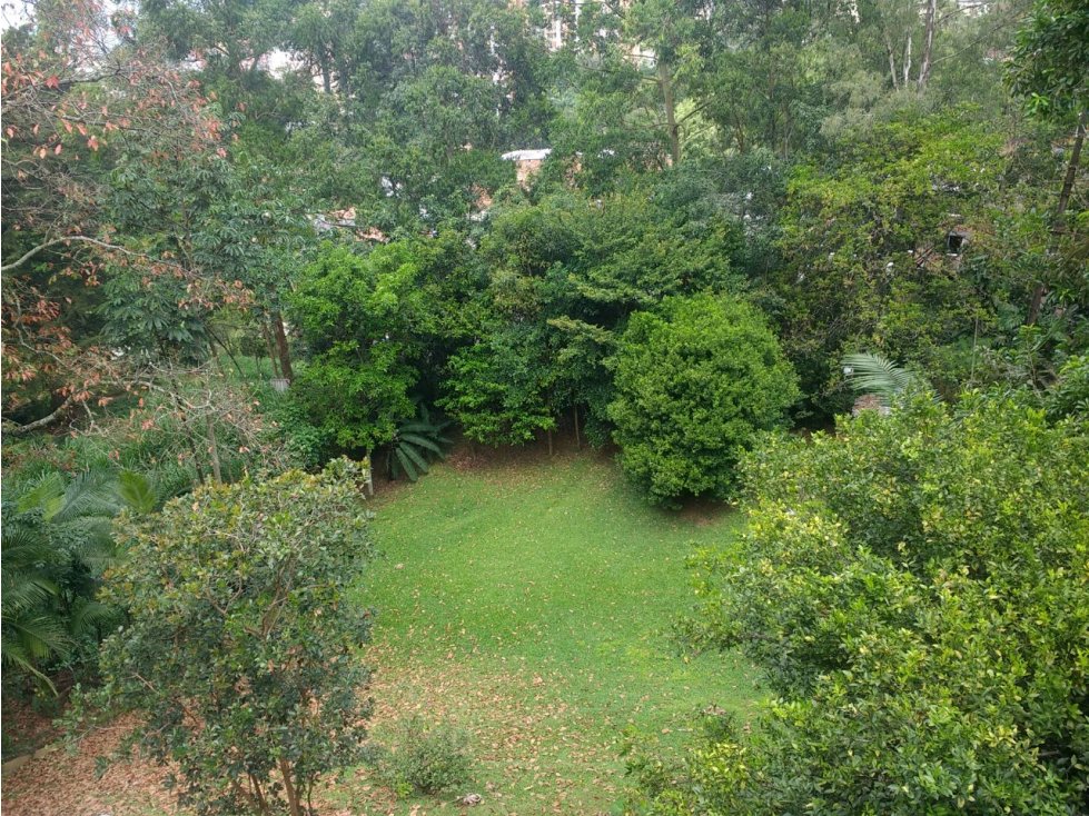 Casa en arriendo en El Tesoro El Poblado Medellín — foto 3