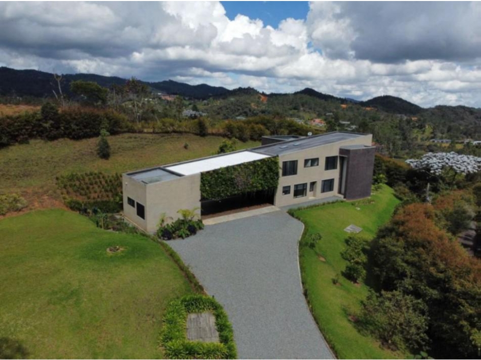 Casa para arriendo en Envigado Loma del Escobero — foto 5