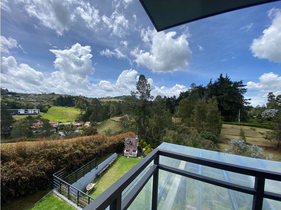Casa en venta en las Palmas Medellin — foto 2