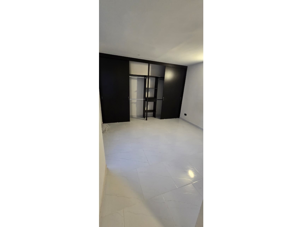 Venta de apartamento en La Loma de Los Bernal — foto 3