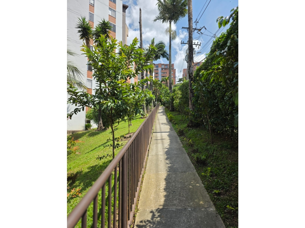 Apartamento para la venta en Envigado sector Uribe Angel