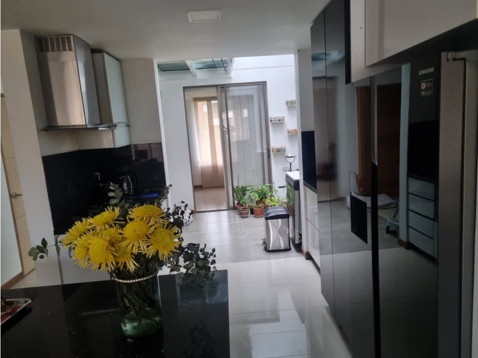 Casa para la venta en La Estrella cerca del Parque Principal — foto 2