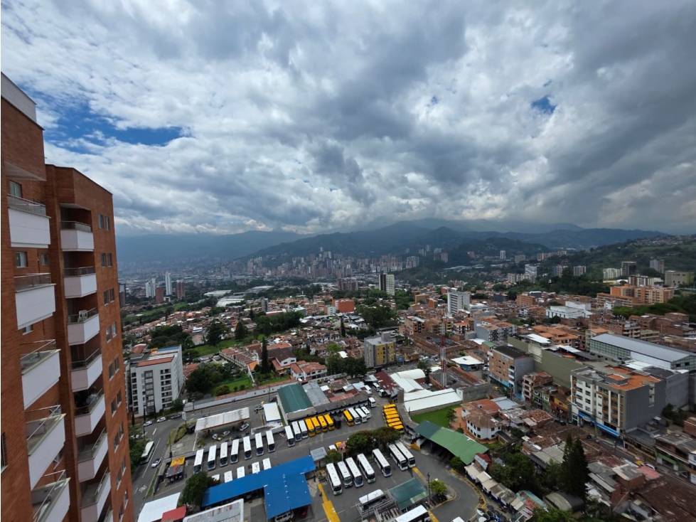 Apartamento en venta Toledo La Estrella Piso 20 con vista — foto 6