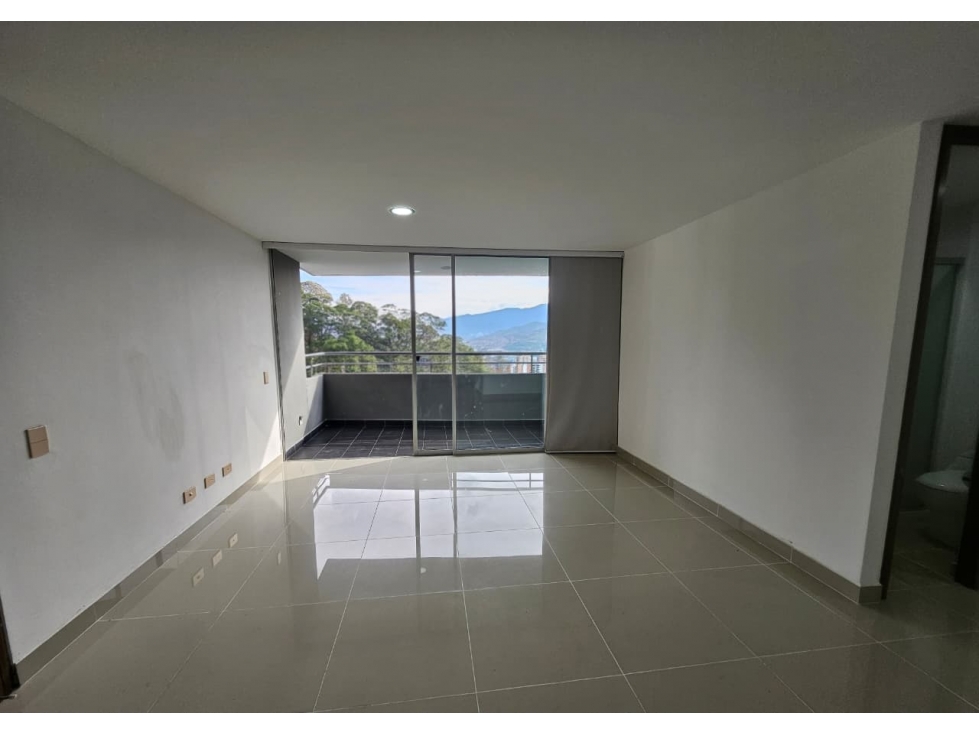 Apartamento para la venta en La Loma del Indio El Poblado — foto 6