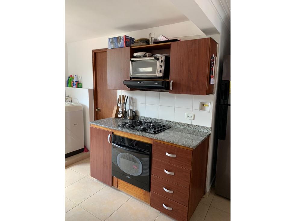 Apartamento en venta Medellin Loma de los Bernal — foto 3