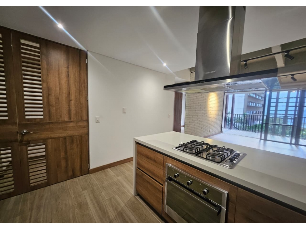 Apartamento para venta en Ciudad del Río El Poblado — foto 3