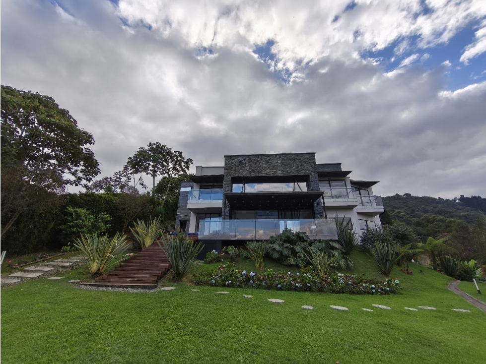 Venta de casa finca en La Estrella La Tablaza