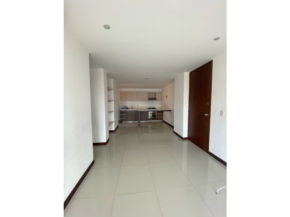 Apartamento en venta Medellin Loma de los Bernal - 2