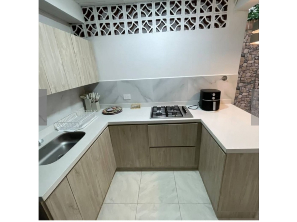 APARTAMENTO AMOBLADO PARA ARRIENDO EN EL BARRIO SANTA FE — foto 4