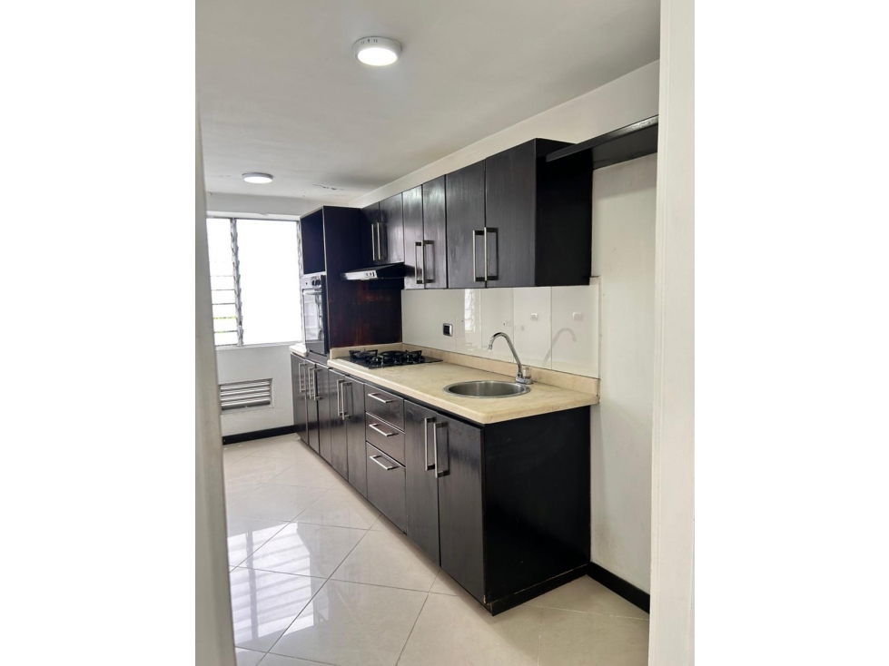 Apartamento en venta en San German - Robledo