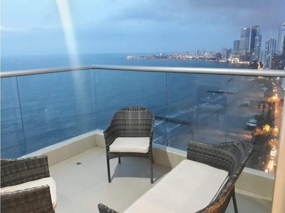 Apartamento en Venta Primera Linea Sobre La Playa y Malecón Bocagrande — foto 2