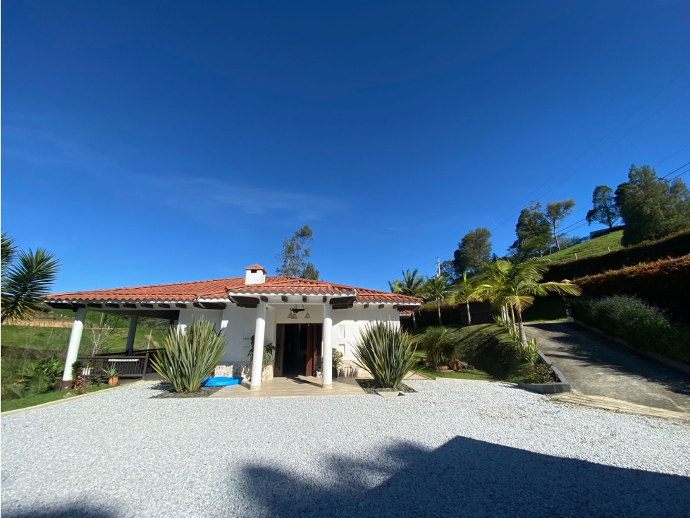 Venta de finca en El Carmen de Viboral Quirama — foto 2