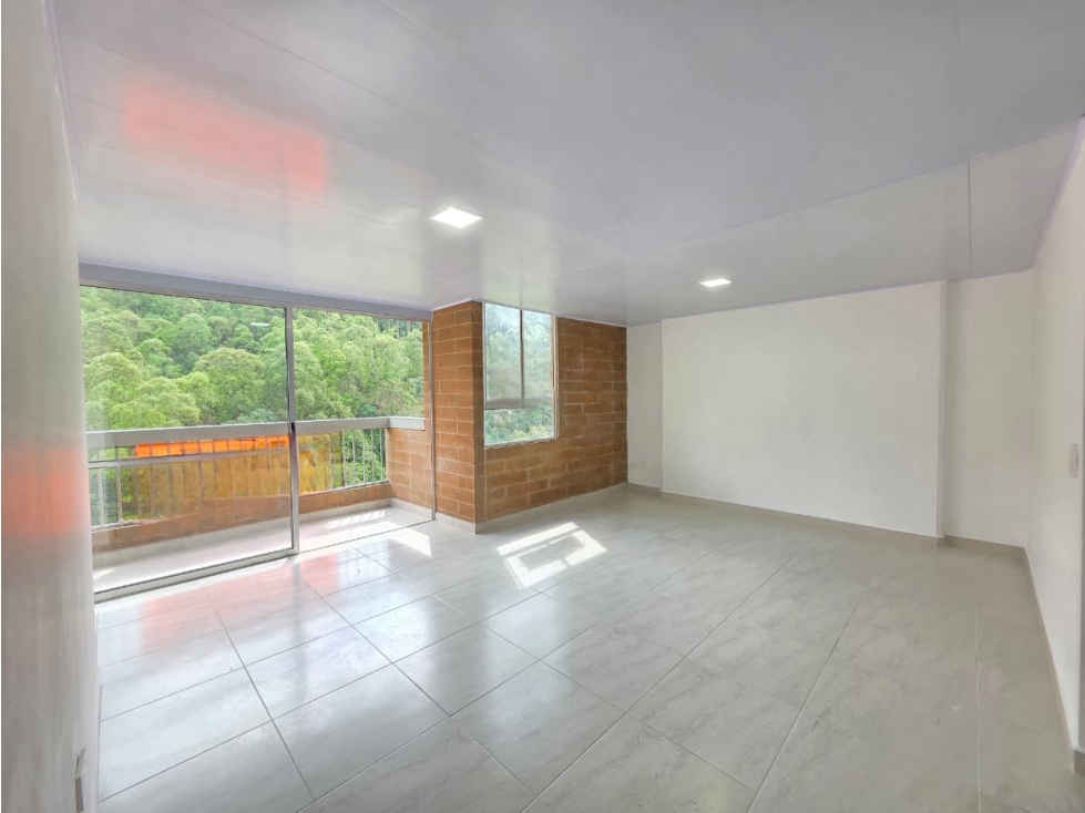 Apartamento para la venta en la Loma del Indio Medellin — foto 3