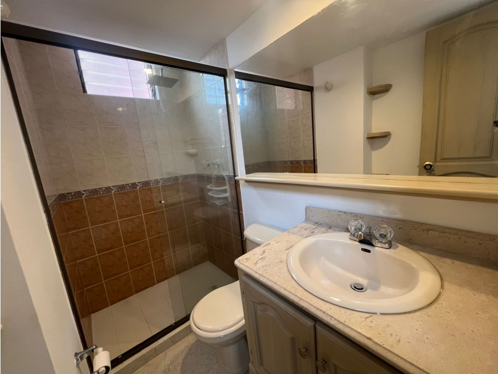 Apartamento en venta Medellín Loma de los Bernal — foto 5
