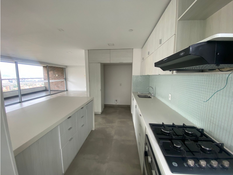 Apartamento en venta en Envigado Loma del Chocho — foto 5