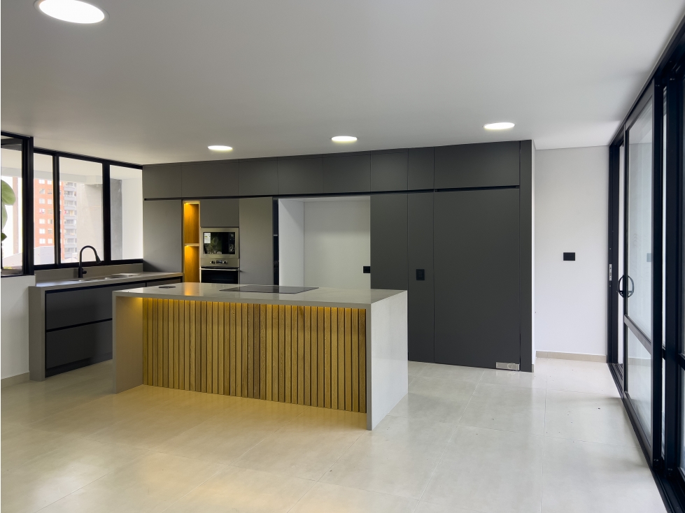 Apartamento en venta en el poblado Medellín cerca del Tesoro — foto 4