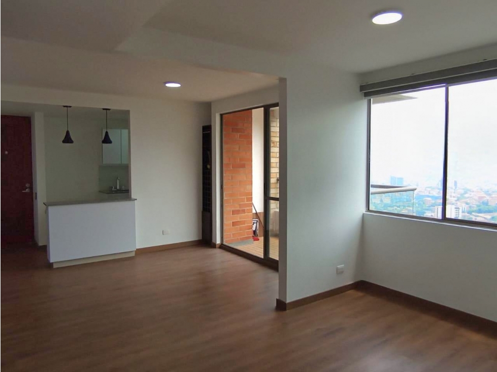 Apartamento en venta Loma del Barro Envigado Piso 16 + vista — foto 5