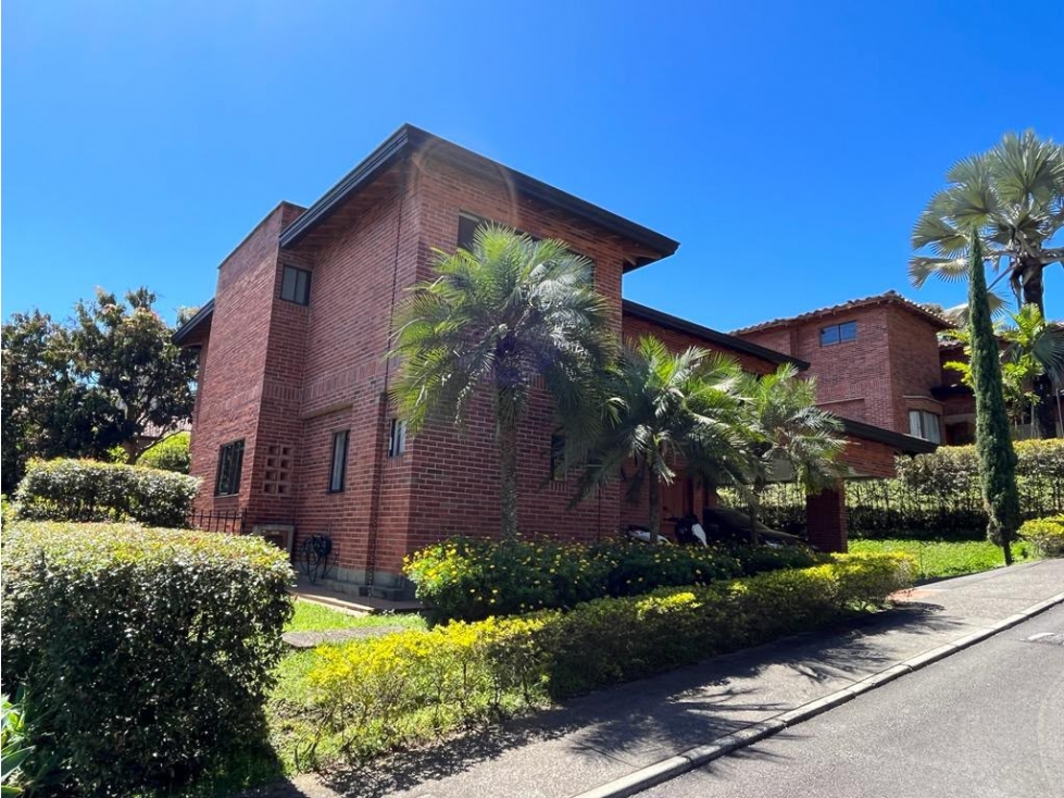 Casa en venta en altos del Poblado Medellin — foto 2