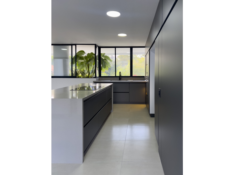 Apartamento en venta en el poblado Medellín cerca del Tesoro — foto 5