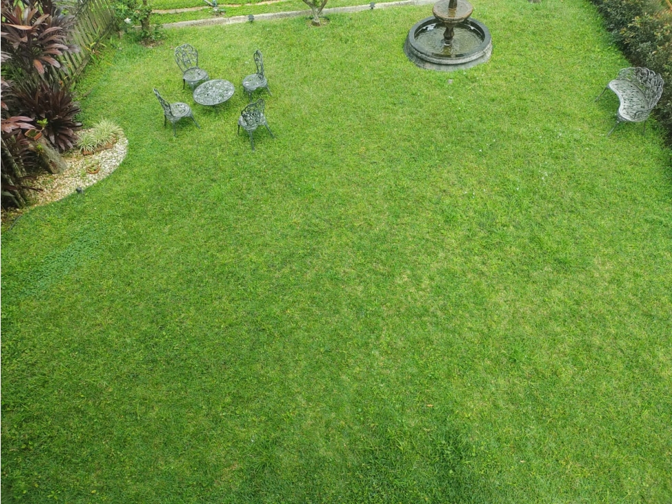Casa en venta en la Calera el poblado Medellin