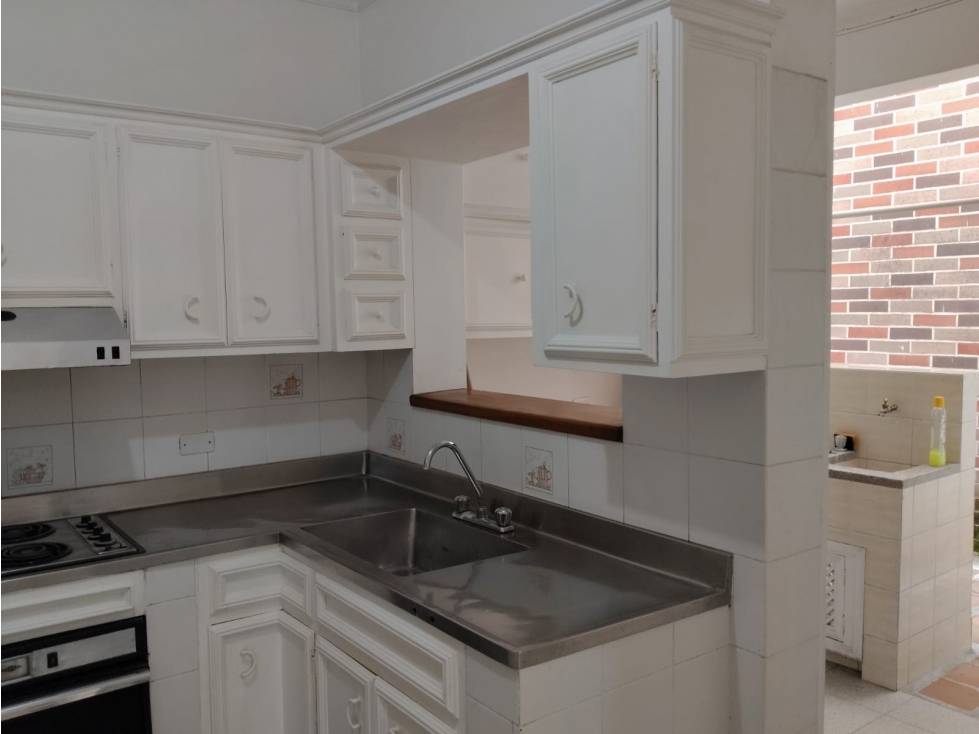 Casa para venta en Medellín laureles - 2