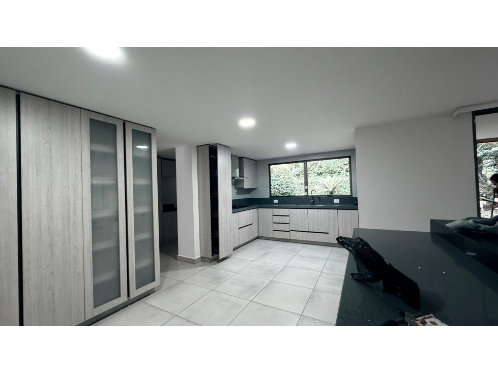 Casa en venta en Envigado Benedictinos — foto 4