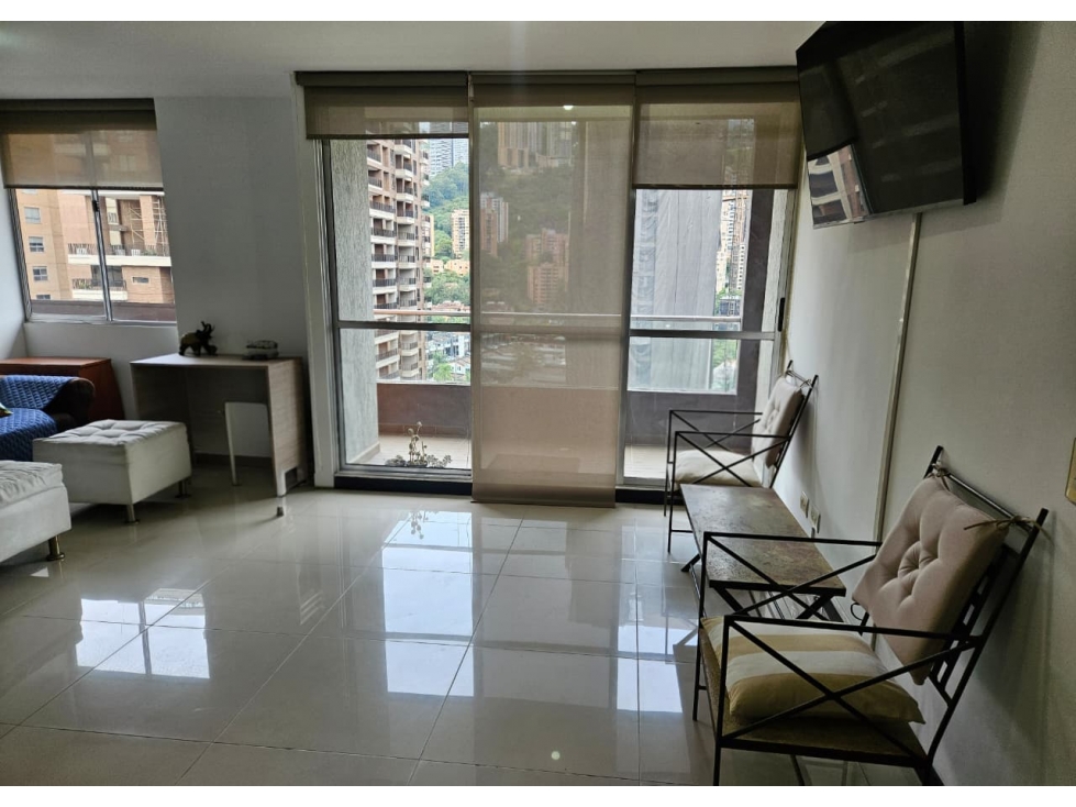 Apartamento amoblado en arriendo en Ciudad del Río El Poblado — foto 3