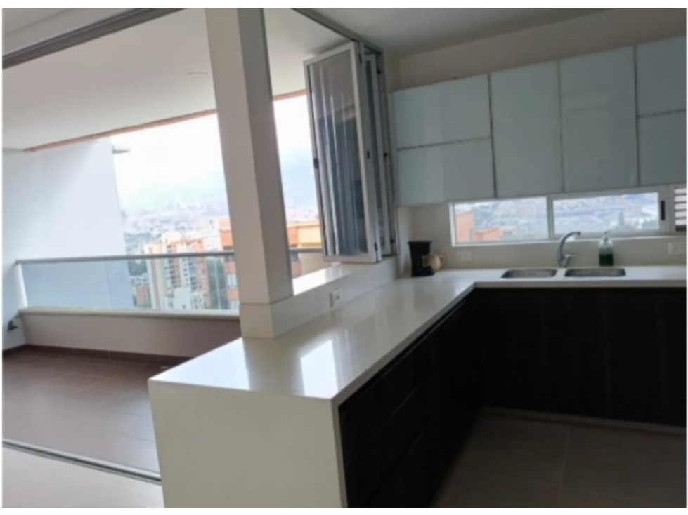 Apartamento para la venta Poblado santa María de los Angeles Medellín — foto 3