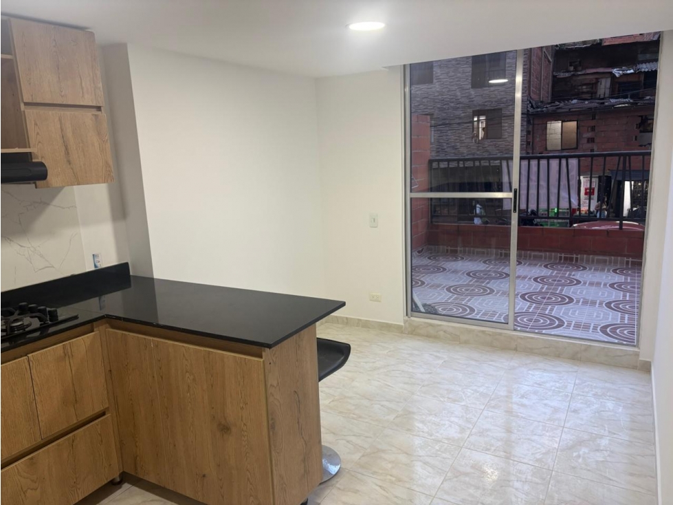 Apartamento en Venta en Bello cerca a la estación madera — foto 3