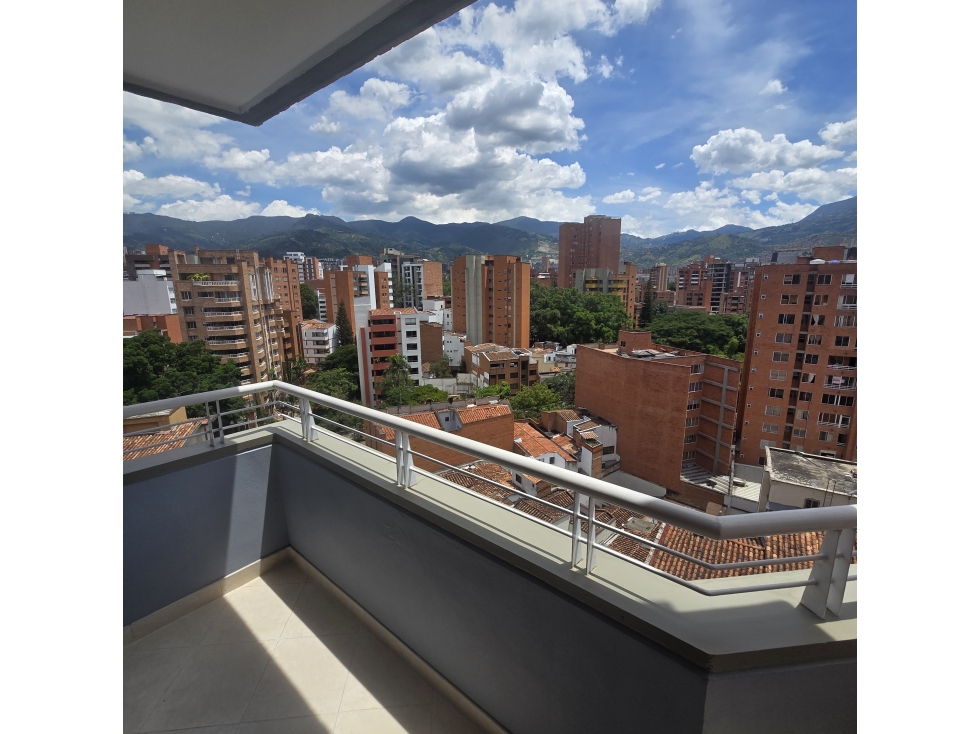 Apartamento en Venta en Laureles Antioquia — foto 2