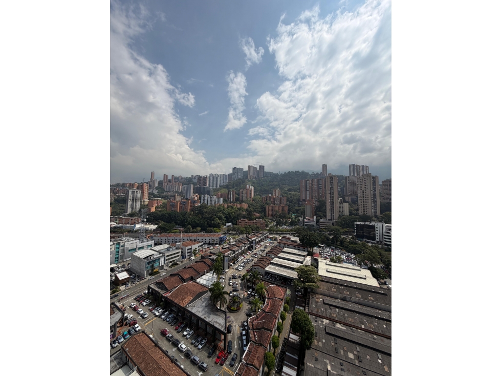Apartamento en venta en Ciudad del Rio Poblado Medellín