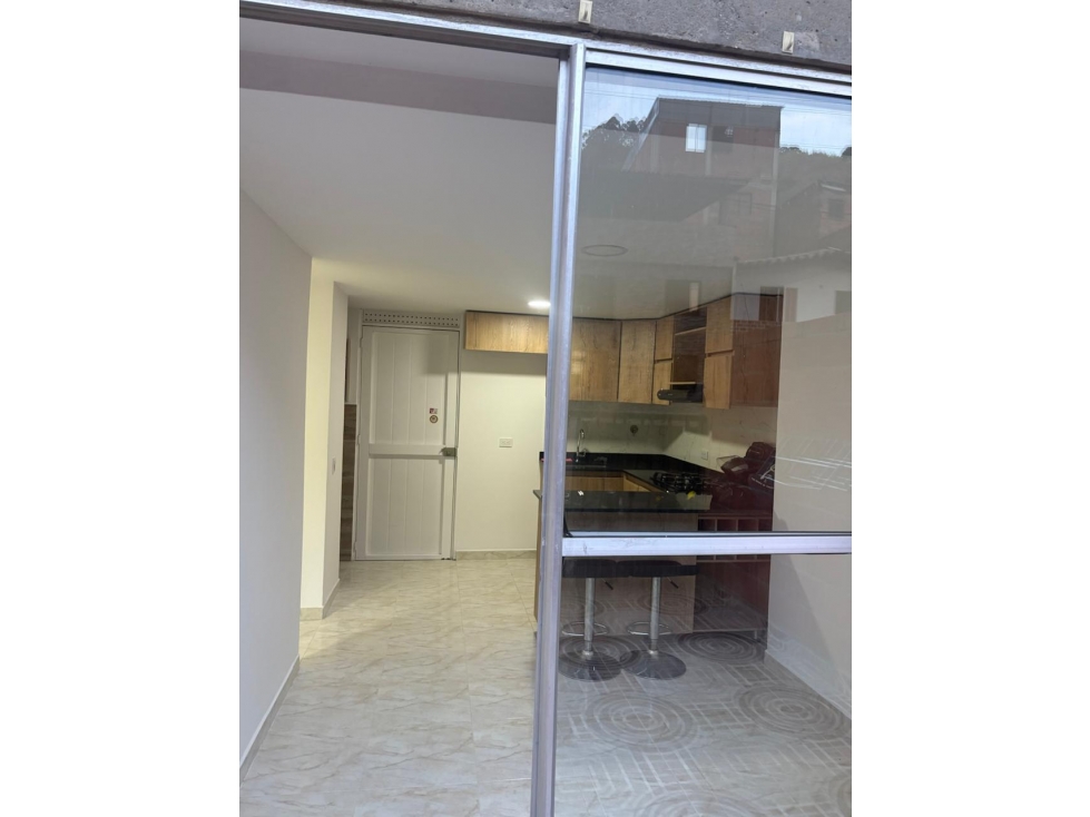Apartamento en Venta en Bello cerca a la estación madera — foto 4