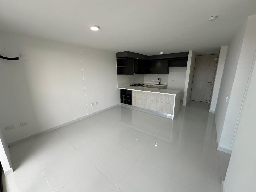APARTAMENTO ESTRENAR, ESTRATO 4, RIO ALTO, 3 ALCOBAS, PISCINA