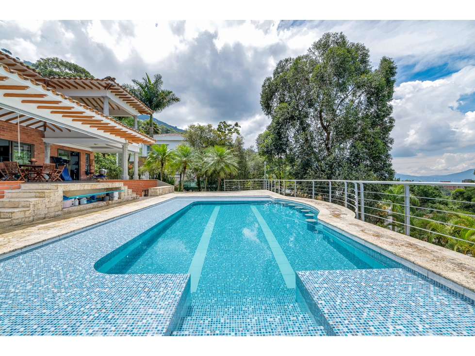 Casa en venta en las Palmas Medellin — foto 3
