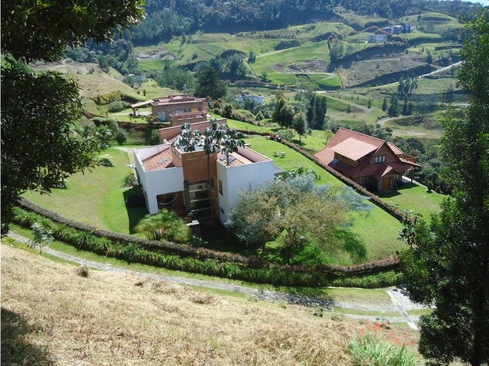 Casa amoblada en arriendo en Las Palmas Medellín — foto 5
