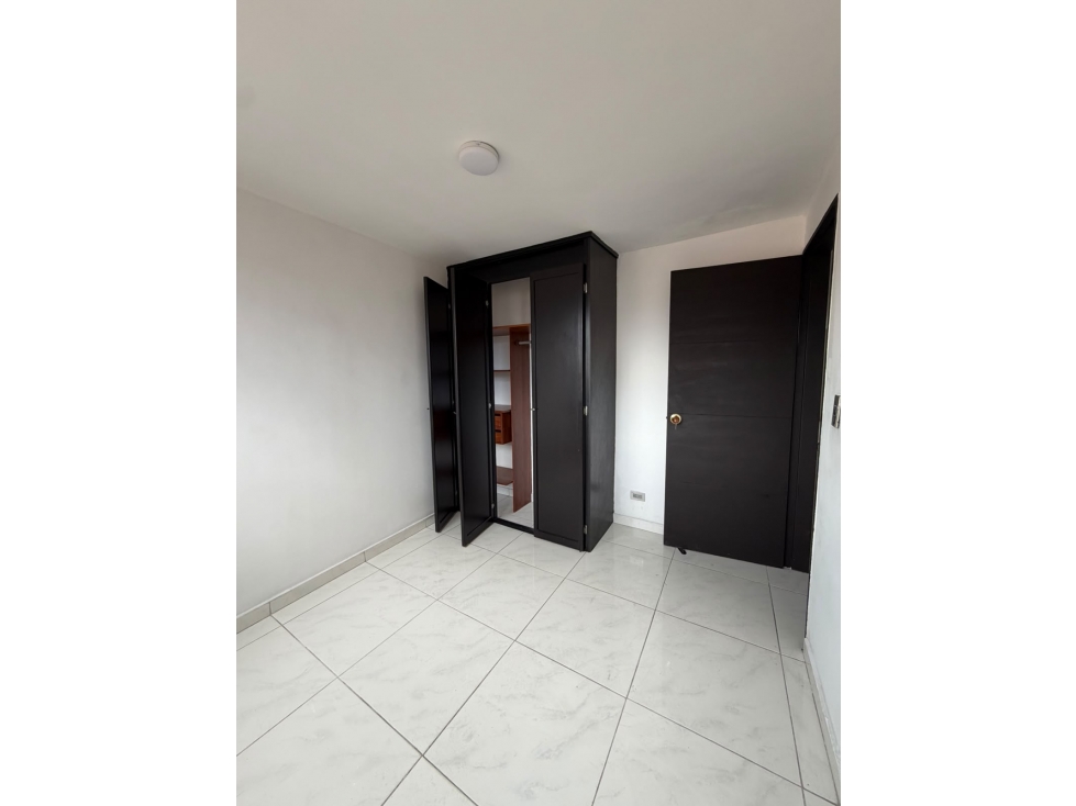 Apartamento en venta en Barrio Cristóbal - sector La América — foto 4