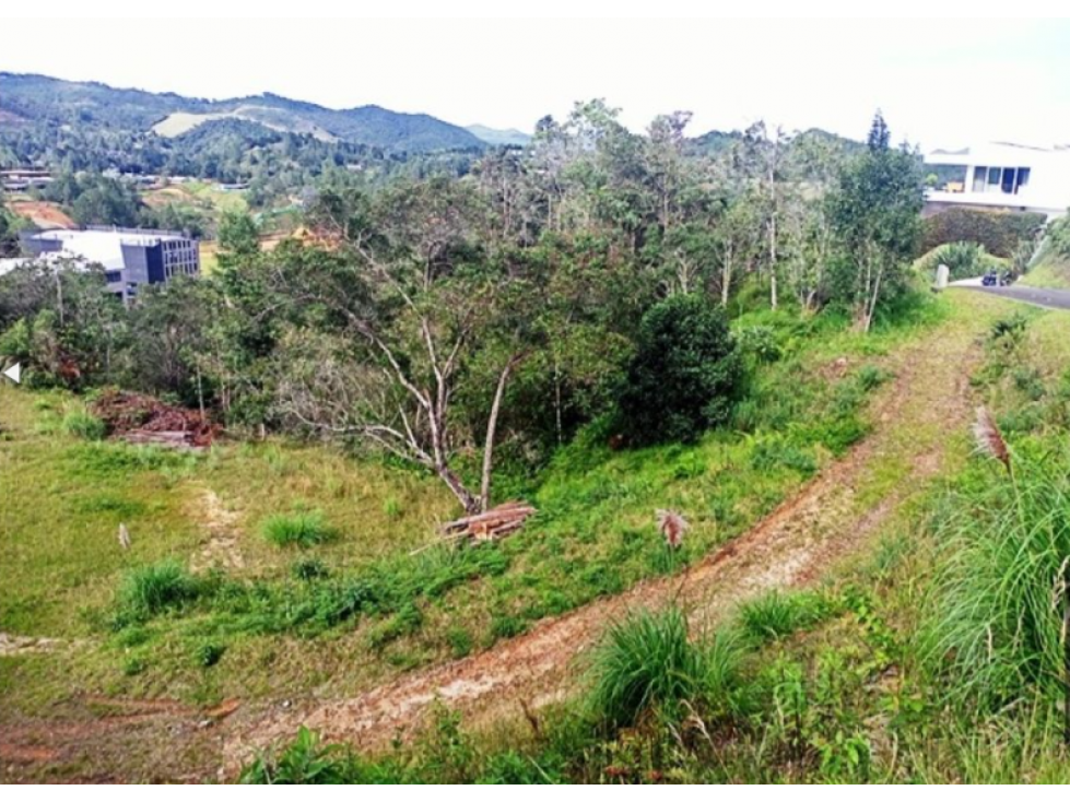 Lote para la venta en Envigado Altos del Escobero — foto 5