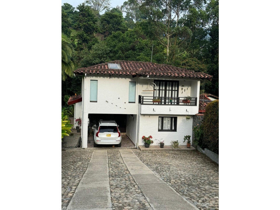 Venta de casa campestre en Caldas - 1