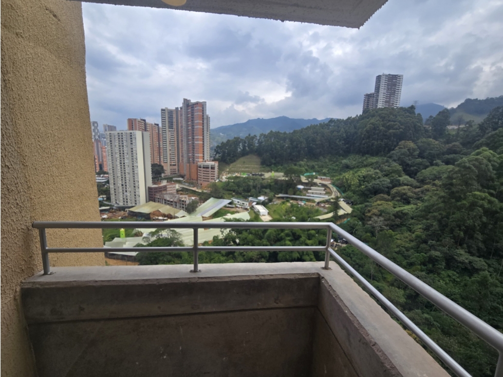 Apartamento en venta en sabaneta cañaveralejo — foto 3