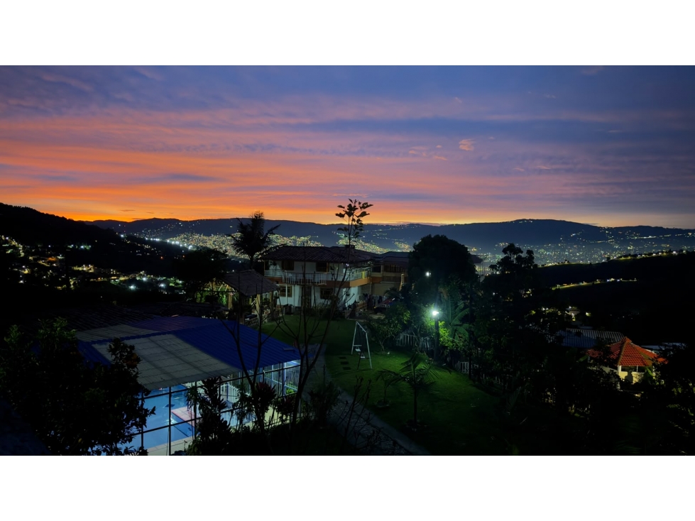 Finca hostal en arriendo en San Cristóbal Medellín - 1
