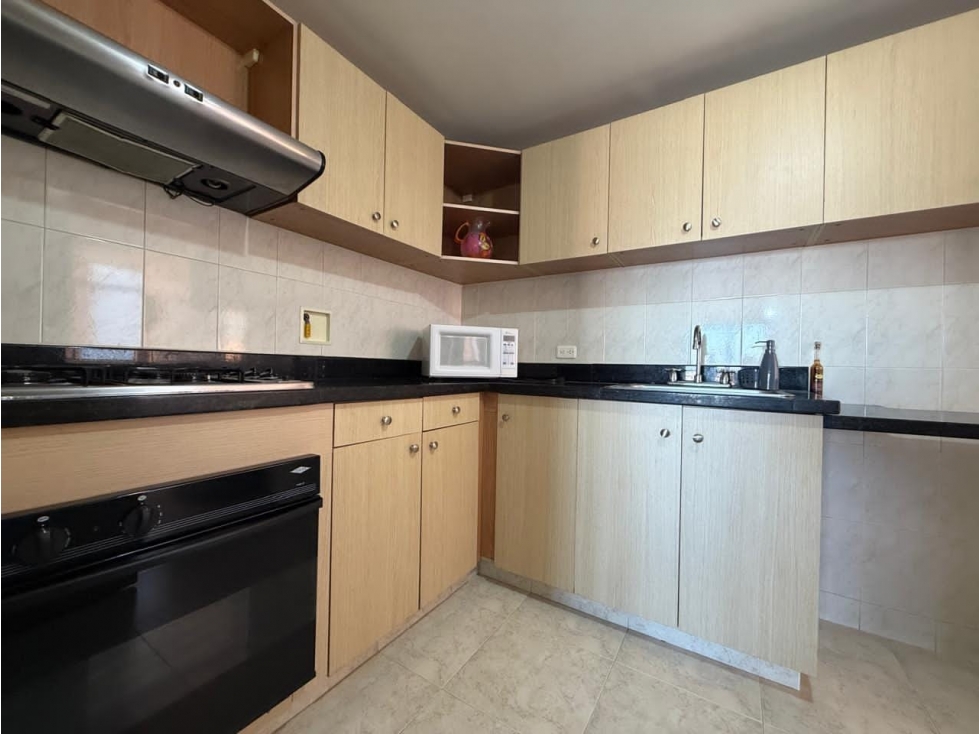 APARTAMENTO AMOBLADO EN RENTA EN EL POBLADO — foto 4